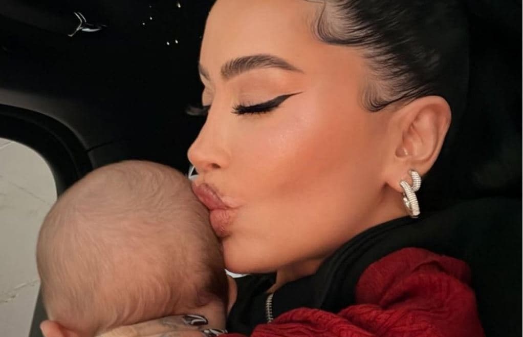 Dafina dhe Daskani shkëlqejnë në Athinë, moment i ëmbël para koncertit
