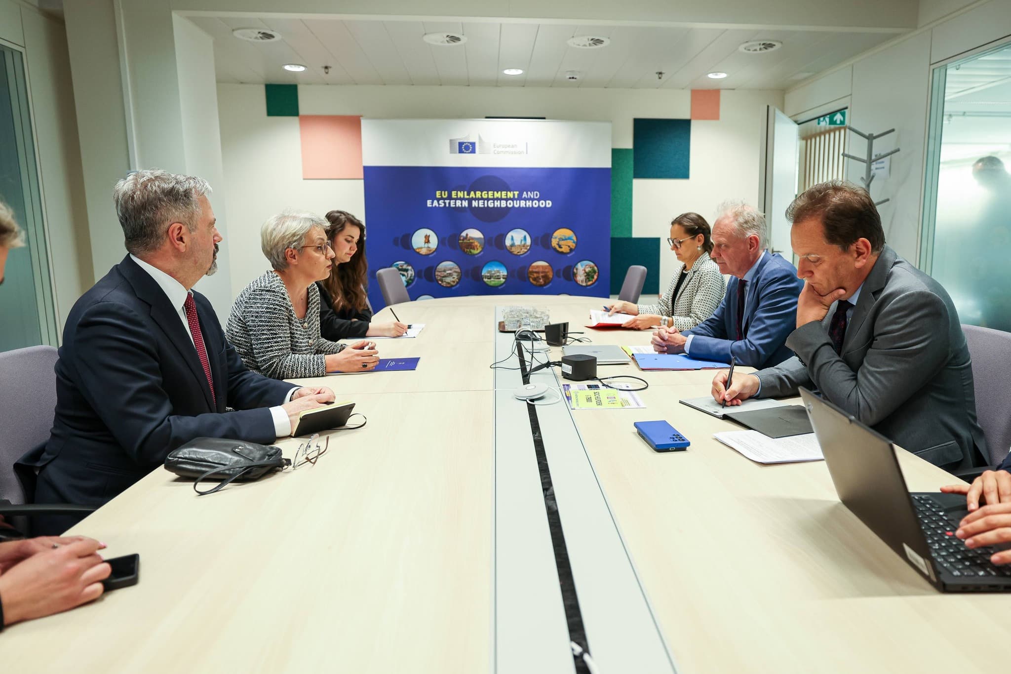 Gërvalla takon Koopmanin, flasin për proceset drejt integrimit evropian