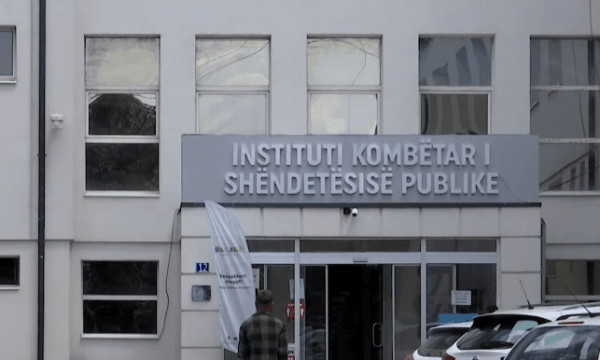 Tetë raste me fruth në Kosovë, IKSHPK-ja thërret prindërit që t’i vaksinojnë fëmijët
