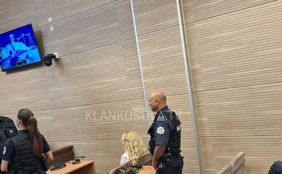 Dënohet me 6 vjet burgim ish-punonjësja e OSBE-së për spiunazh (VIDEO)