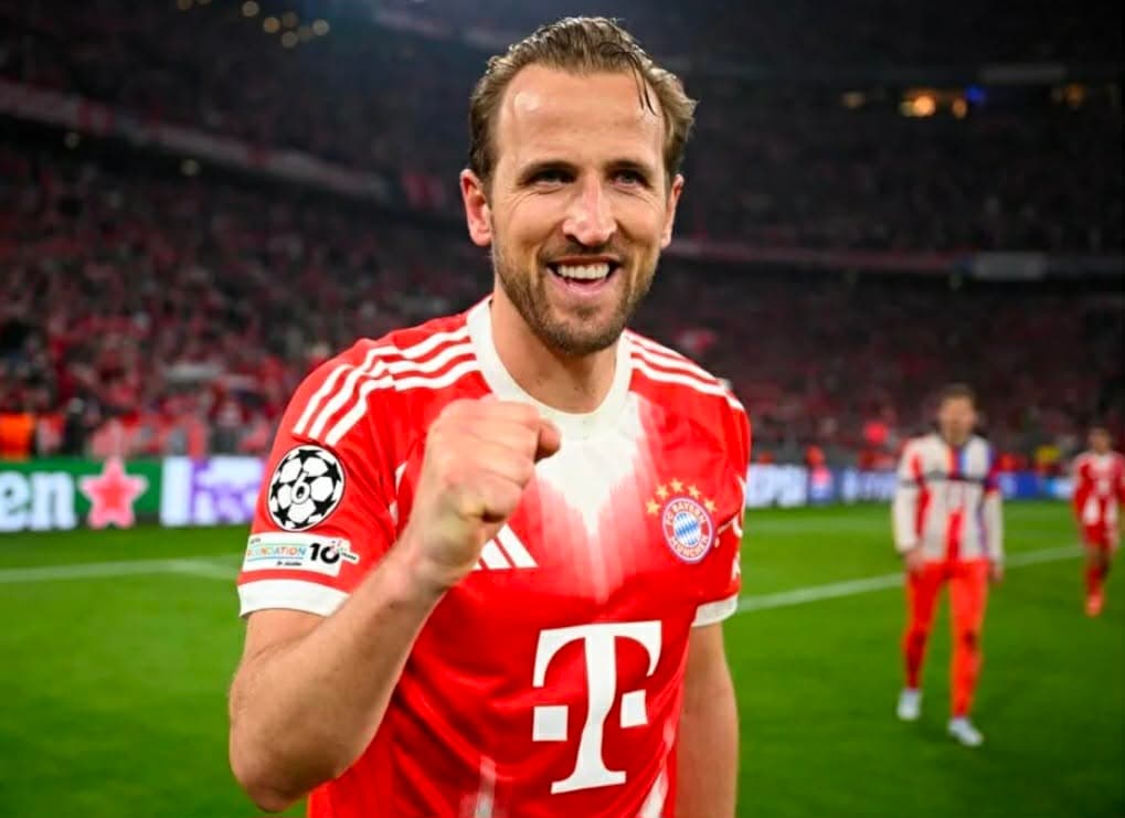 Sulmuesi i Bayern feston një tjetër rekord pas kualifikimit dramatik