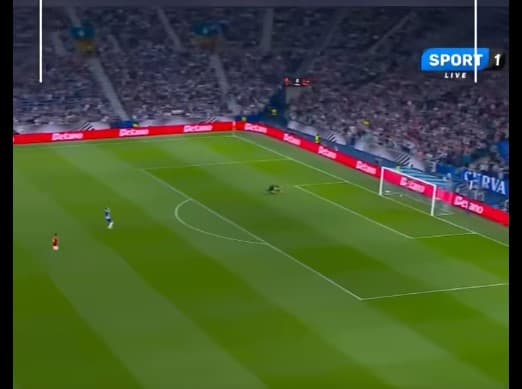 Autogol i çmendur, Fernandes befason portierin e tij (VIDEO)
