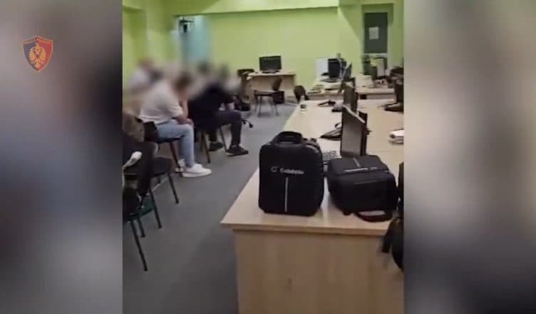 Policia e Tiranës prangos 10 persona për skemë mashtrimi me “call center”