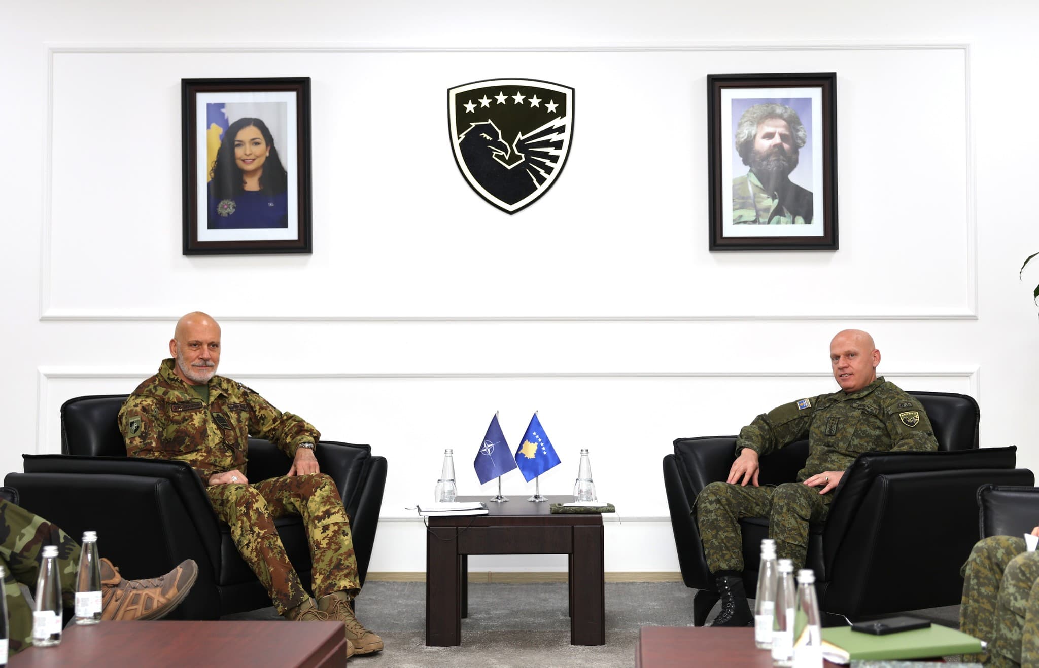 Jashari pret në takim zyrtarë të NATO-s dhe BE-së, vlerësohet lartë zhvillimi i FSK-së