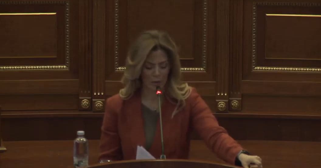 Blerta Deliu kërkon nga Haxhiu të kompletojë përbërjen e KQZ-së sipas Kushtetutës