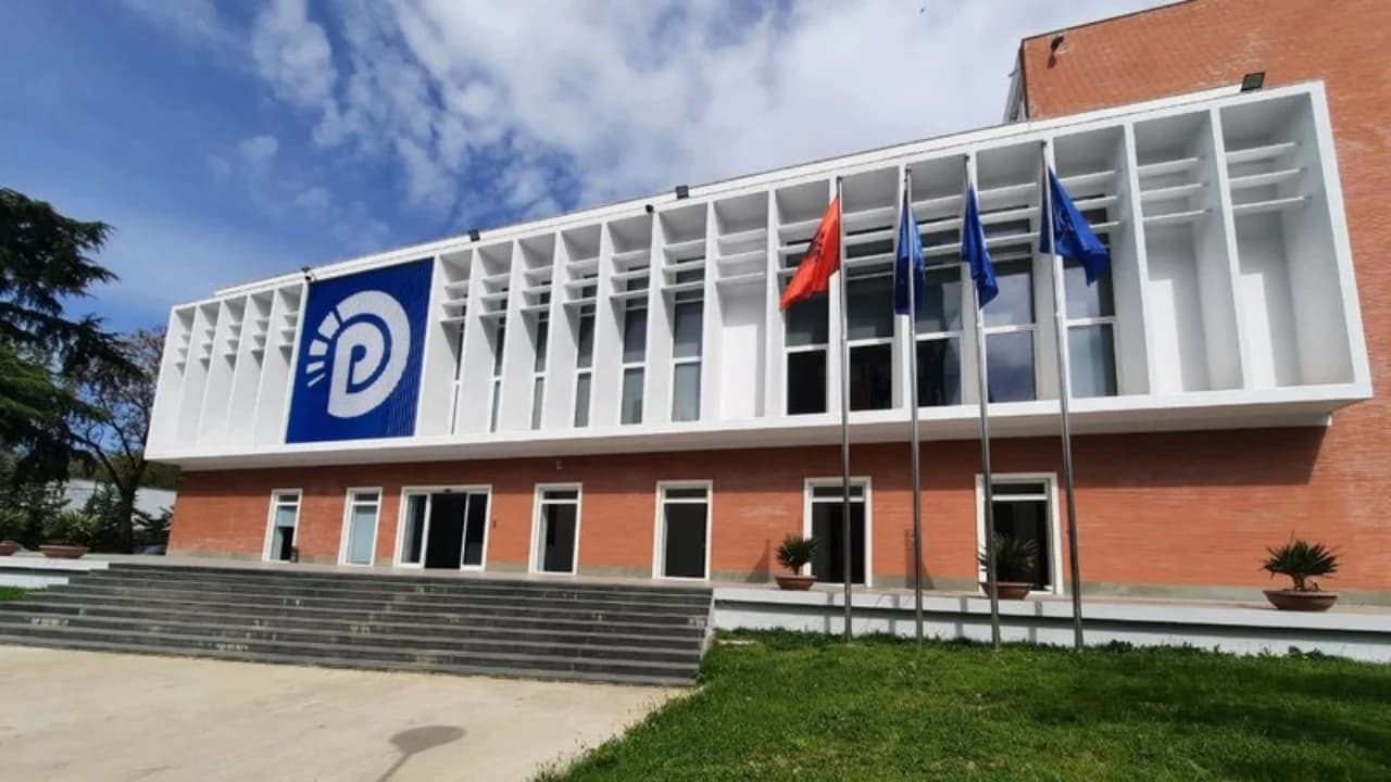 PD letër zyrtare Ambasadave në Tiranë: Po synohet lirimi nga burgu i zyrtarëve të korruptuar