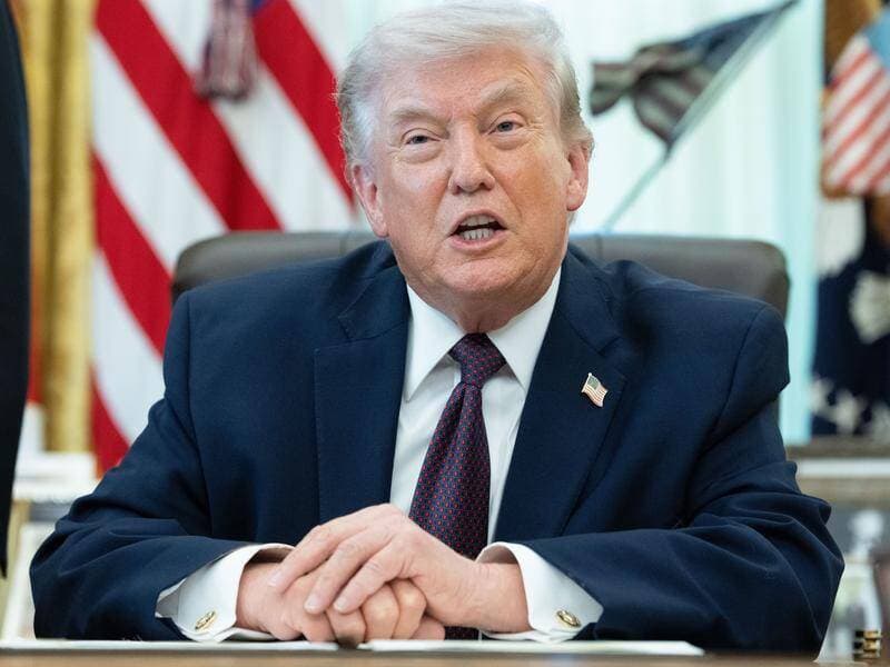 Trumpi thotë se Amerika po e shqyrton fuqishëm daljen nga NATO-ja
