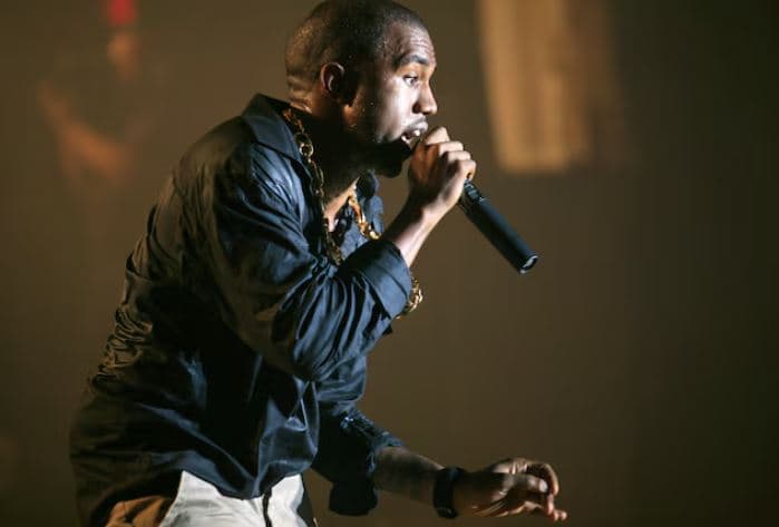 Klubi zviceran i futbollit anulon koncertin e Kanye West