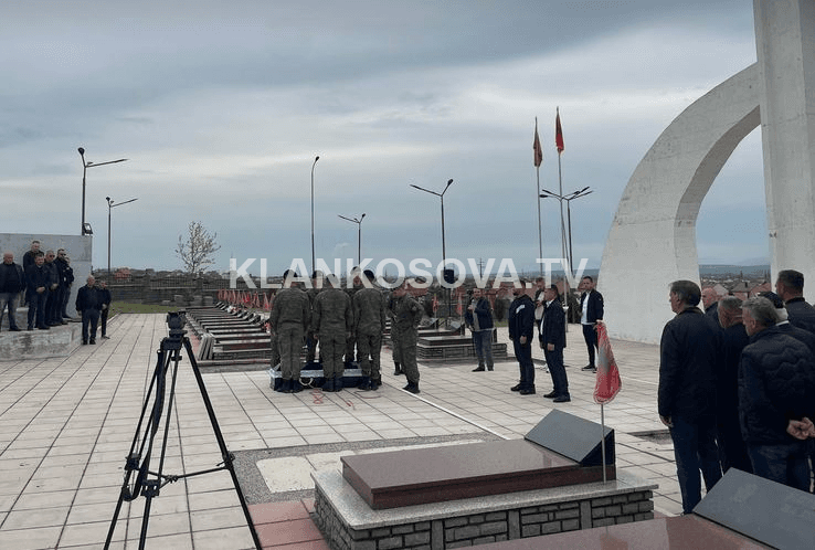 Rivarroset dëshmori Bekim Zenuni