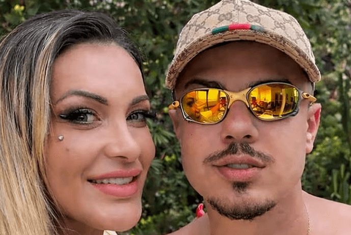 Ish-miss BumBum që “riktheu virgjërinë” shkatërron veturën e ish-burrit nga xhelozia