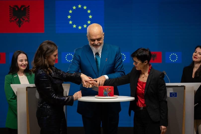 Rama: Shqipëria më afër se kurrë familjes europiane