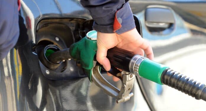 Nafta 1.37 euro, benzina 1.35 euro -  publikohen çmimet e reja të derivateve