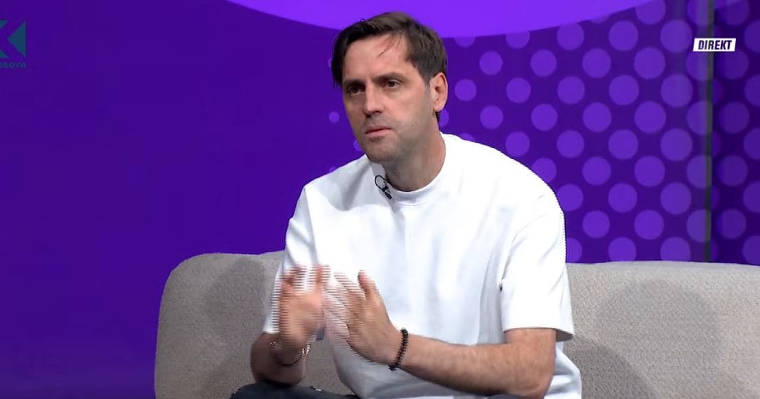 "Unë nuk e ndjek TikTokun, dua që këngët e mia të jetojnë gjatë", rikthehet Shkumbin Ismaili (VIDEO)