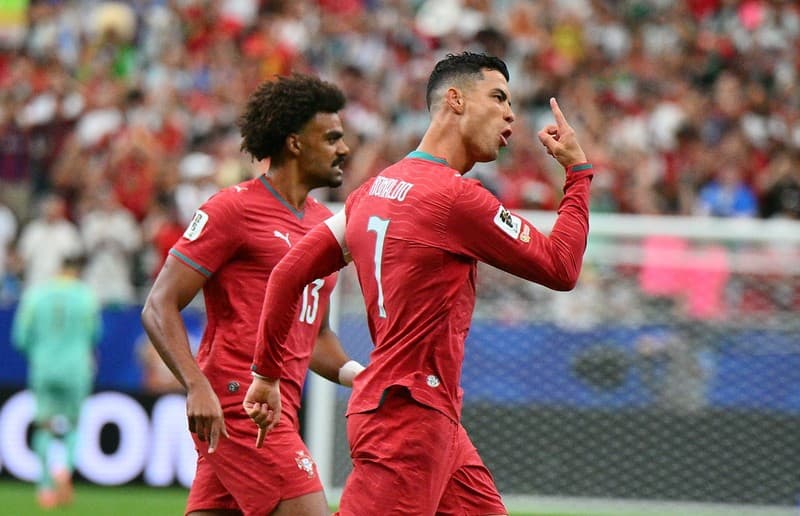 Cristiano Ronaldo shënon edhe golin e dytë ndaj Uzbekistanit