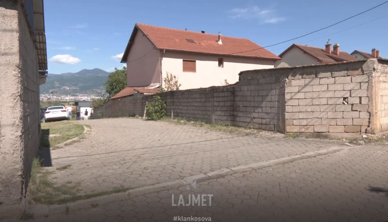 Nëna “organizatore” e krimit në Prizren: “Njëri në burg e tjetri nën dhe” (VIDEO)