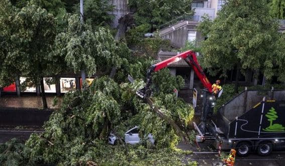 16-vjeçarja humb jetën pas stuhisë së fuqishme në Zurich