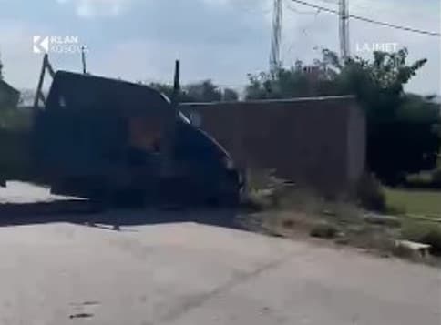 Aksident në Gadime të Lipjanit, dyshohet për disa të lënduar (VIDEO)