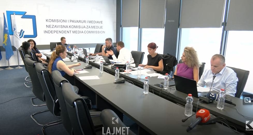 Mbledhja e KPM-së: Shqiptohen dënime e trajtohen raste të reja (VIDEO)