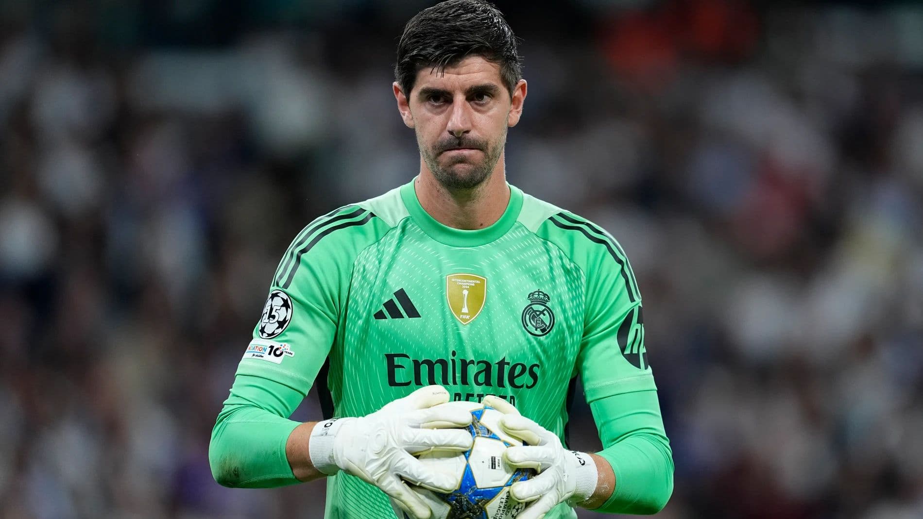 A do të qëndrojë Courtois te Real Madridi? Përgjigjet portieri