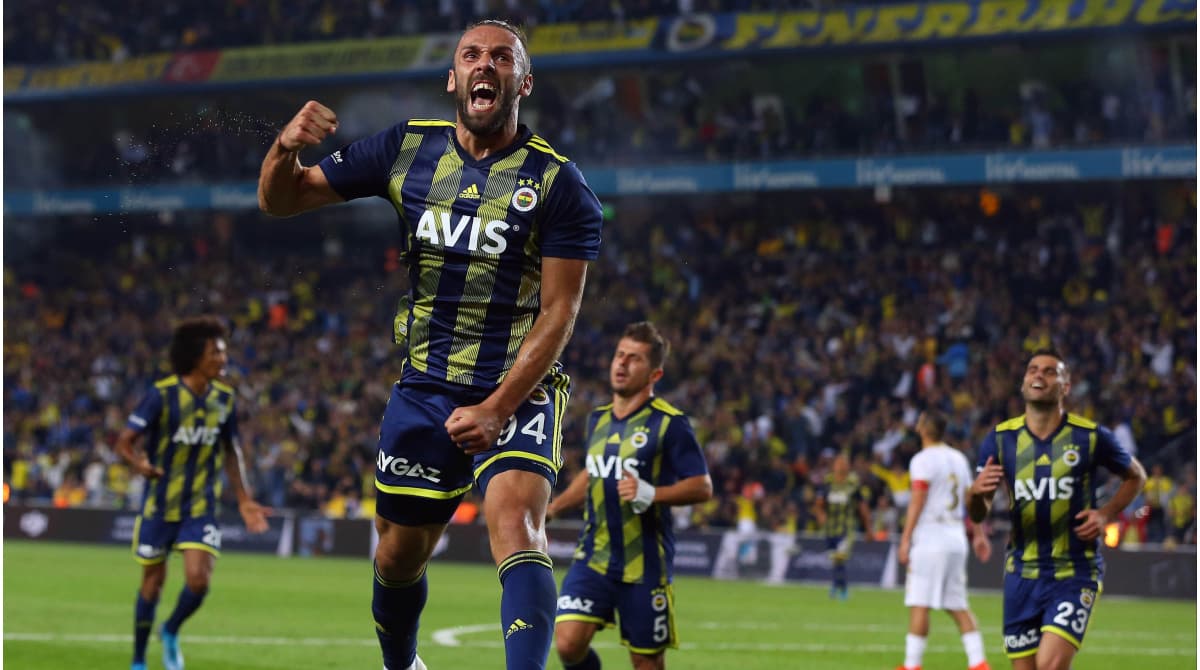 Fenerbahçe konfirmon rikthimin e Vedat Muriqit