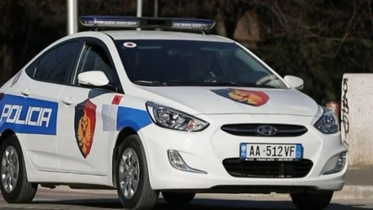 Iu gjet drogë në veturë dhe banesë, arrestohet 31-vjeçari në Korçë