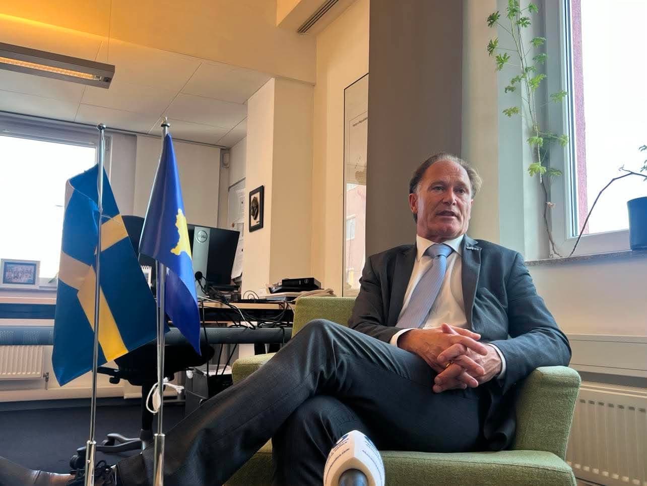 Ambasadori suedez: Situata energjetike në Kosovë pengon zhvillimin ekonomik