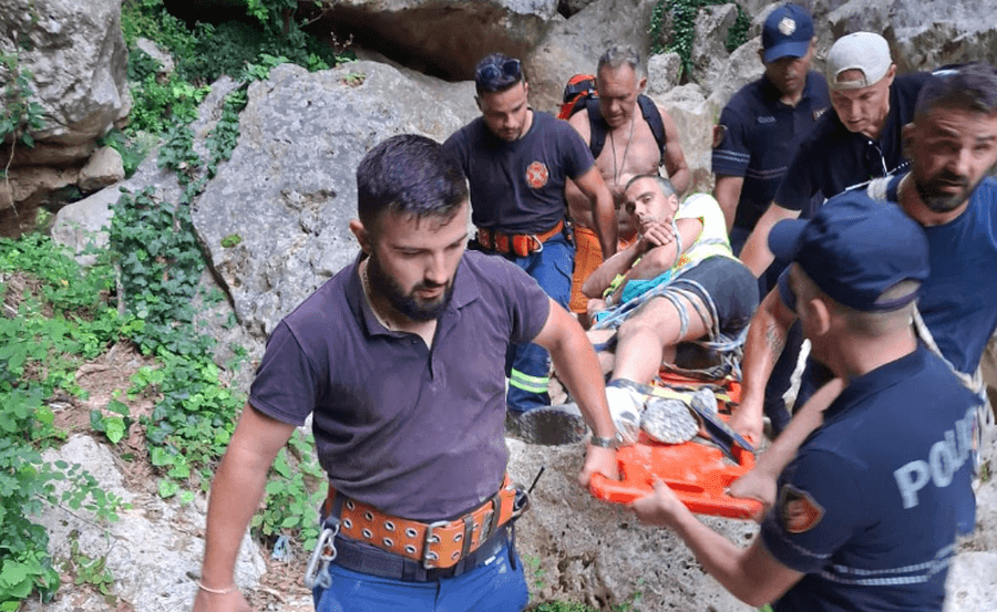 Kishin mbetur të bllokuar në Kanionet e Gjipesë në Shqipëri, dalin detajet se si u nxorën dy turistët