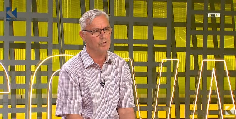 “Reduktimi i KFOR-it në Kosovë, përshtatje me realitetin e ri të sigurisë”, thotë Gecaj (VIDEO)