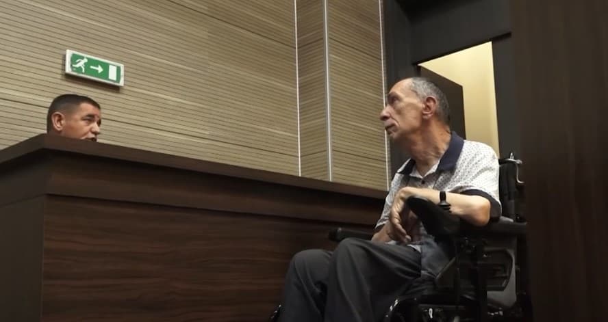 Padia për diskriminim: Kukaj ia lypë komunës mbi 320 mijë euro (VIDEO)