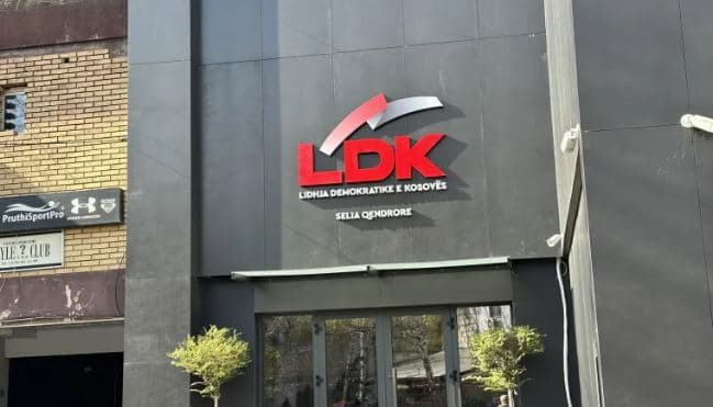 Mblidhet LDK-ja: Diskutohen rezultatet e zgjedhjeve (VIDEO)
