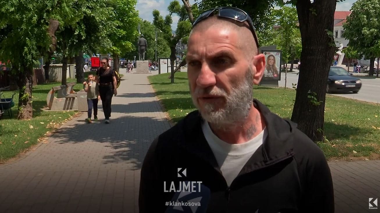 Maltretimet nga Serbia: Burg për simbolet shqiptare e amerikane (VIDEO)