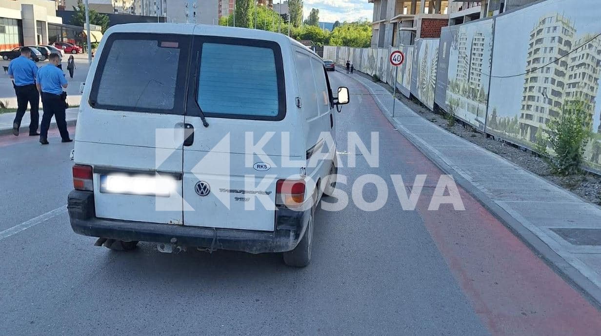 Aksident i rëndë në Mitrovicë, goditet nga automjeti një 73-vjeçare