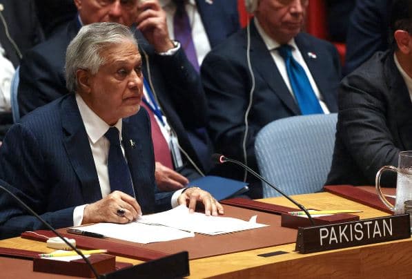 Ministri i jashtëm pakistanez thotë se marrëveshja SHBA-Iran nënshkruhet në Gjenevë