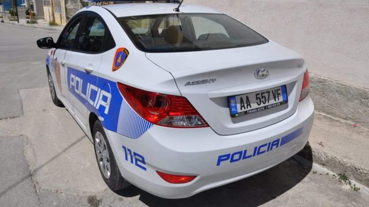 Tragjike në Elbasan: I moshuari i hedh benzinë gruas dhe ia vë flakën