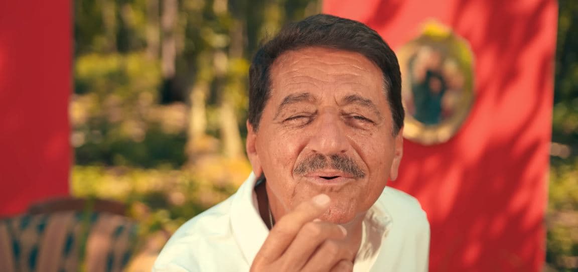 Sabri Fejzullahu me këngë të re: Kushtuar të gjithë atyre që martohen (VIDEO)