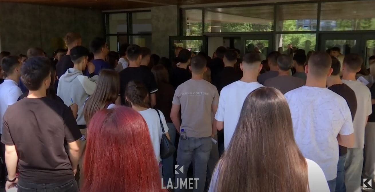 Provimi i maturës: Kërkohet hetim për rrjedhjen e testit (VIDEO)