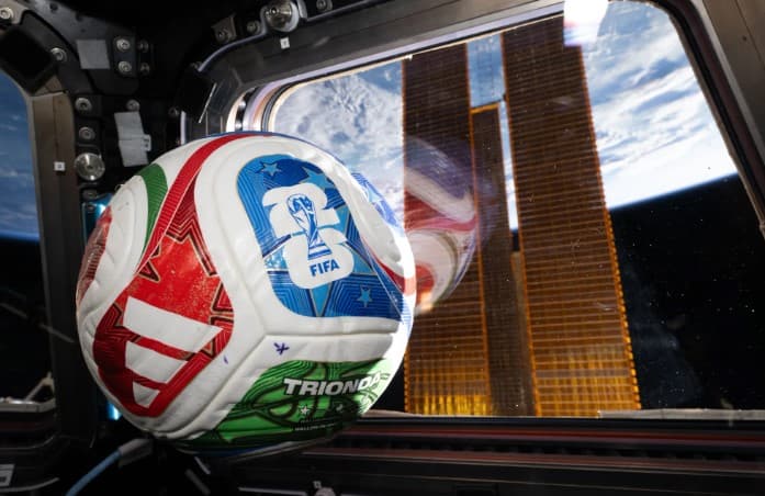 Eksperimenti i NASA-s, topi i Botërorit "fluturon" në hapësirë (VIDEO)