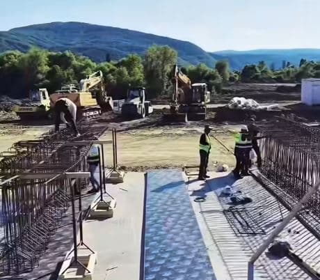 Vazhdojnë punimet për ndërtimin e urës së tretë mbi lumin Ibër