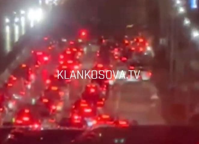 Aksident në Veternik, krijohen kolona të gjata