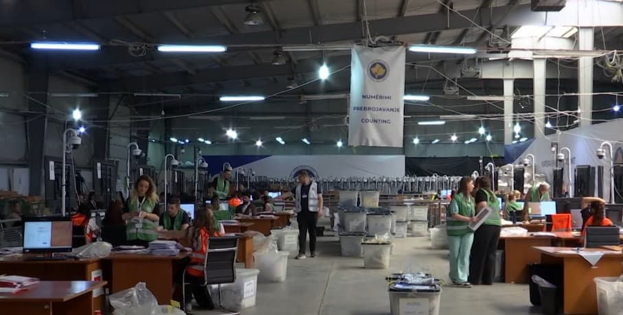 Votat e diasporës: VV-së i shtohen, të tjerave u minusohen ulëset (VIDEO)