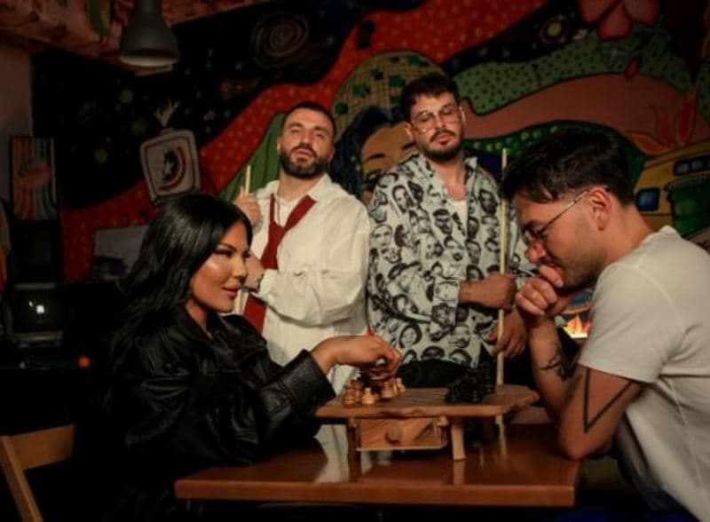 Ardian Bujupi, Yanina, DJ PM dhe DJ Dagz po vijnë me bashkëpunim (VIDEO)