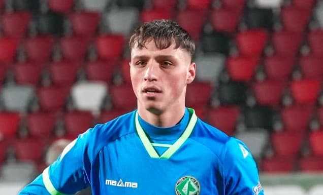 Juventusi rikthen në shtëpi portierin 21 vjeçar