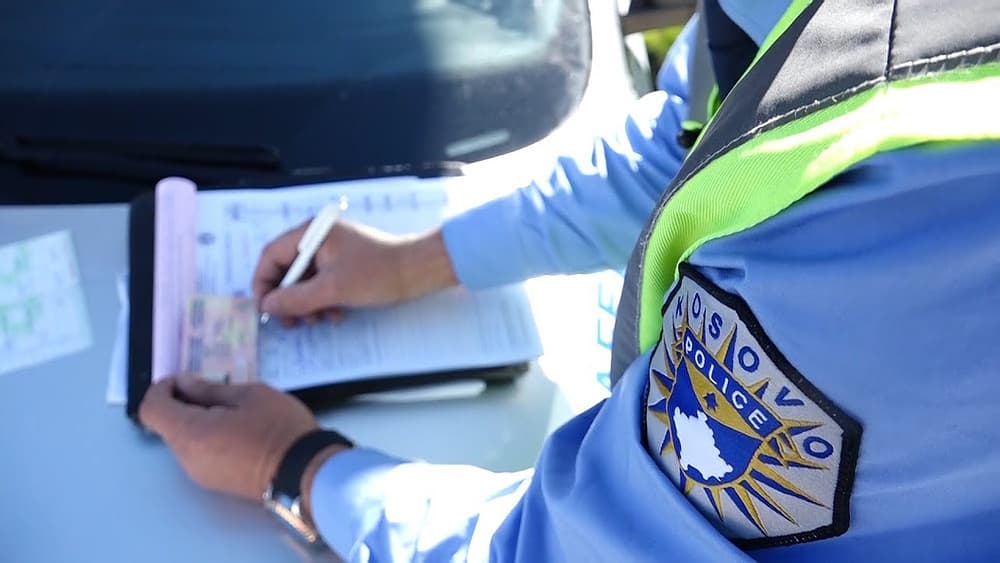 Policia shqipton mbi 1 mijë e 500 gjoba trafiku brenda 24 orëve të fundit