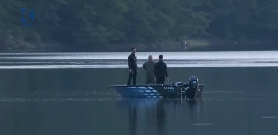 Operacioni i kërkimit në Batllavë: Ky është i riu që dyshohet se ra nga varka
