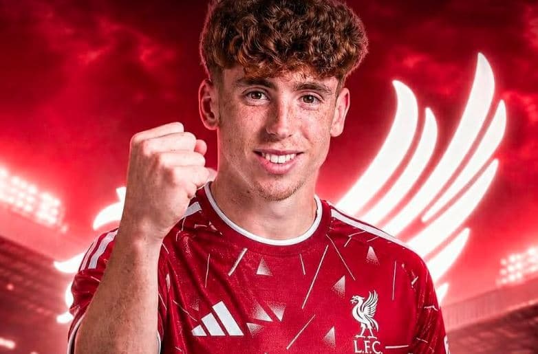Liverpool i 'rrëmben' Newcastle-it transferimin e Victor Munoz
