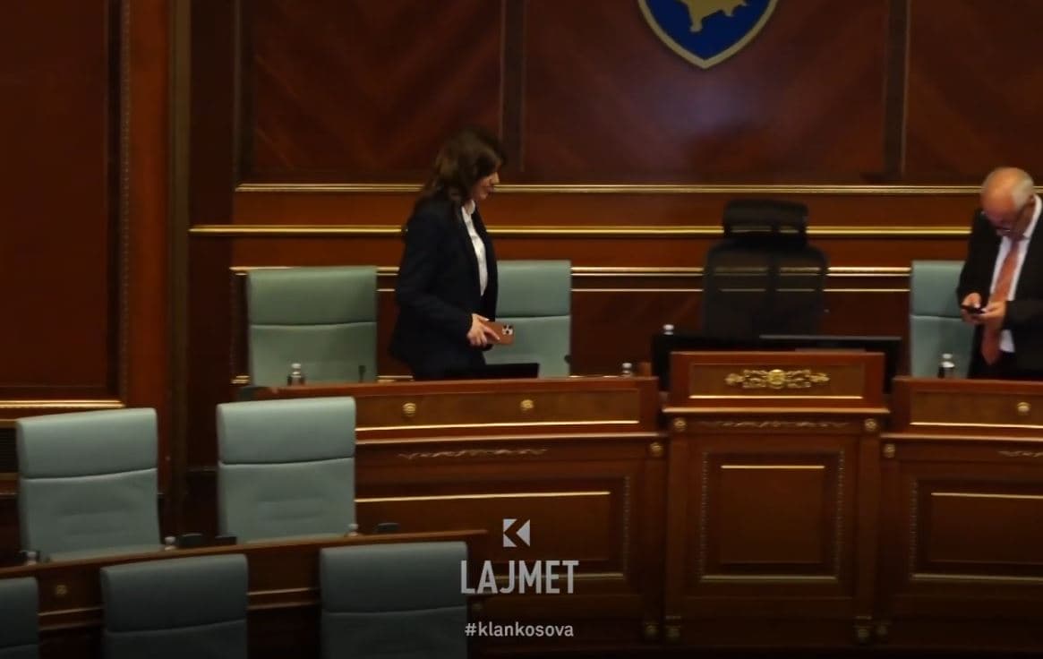 Paqartësia kushtetuese: “Halli” presidencial edhe me ushtrues detyre (VIDEO)