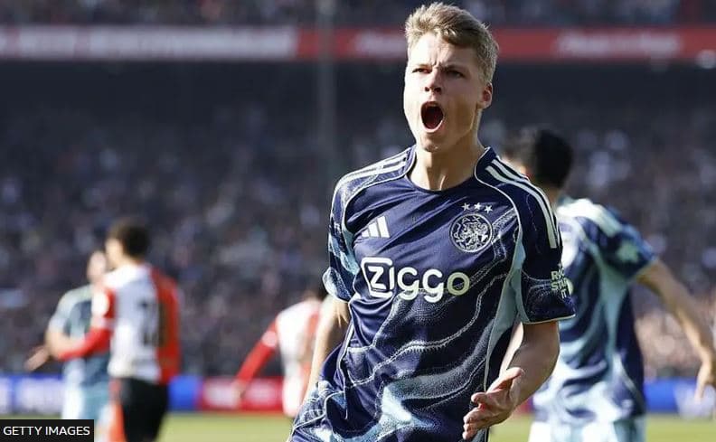 Top talenti përfundon te Newcastle