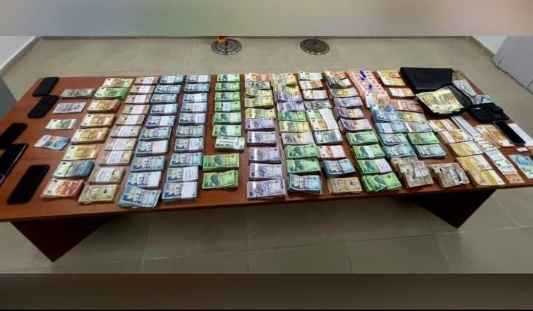 Berat: 11 masa sigurie për këmbim valutor pa licencë, sekuestrohen mbi 118 mijë euro