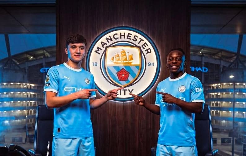 Manchester City blindon Dokun dhe Khusanovin, rinovojnë deri në vitin 2031