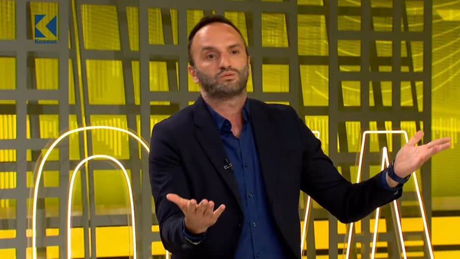 Tahiri: Brukseli nuk po i "ha" më lojërat e Vuçiqit